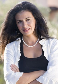 Photograph of Hessia Fernandes, Founder at Cooltribe